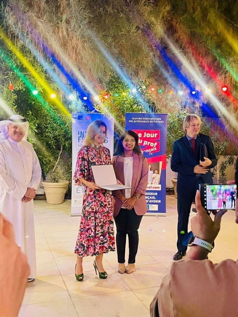 Newpolyglots faculty excellence award ceremony